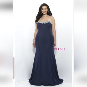 Size 24/24W strapless navy blue scuba trumpet gown trimmed w/ rhinestones by Blu